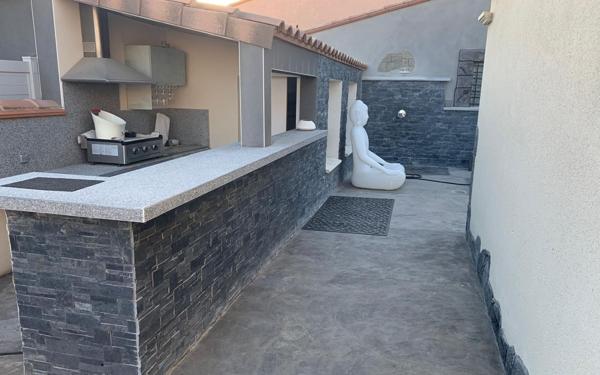 Maison à vendre    4 pièces •  Pia