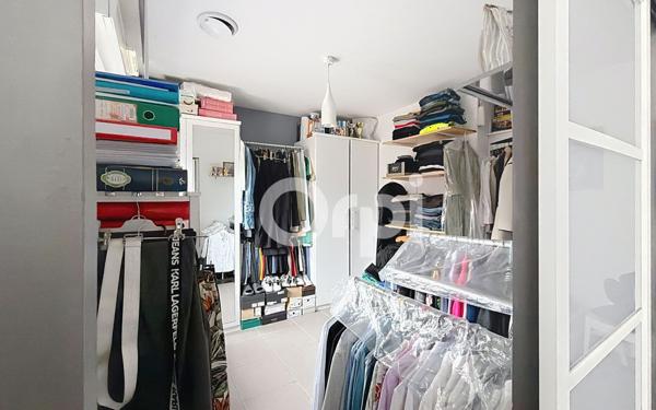 Maison à vendre    4 pièces •  Pia