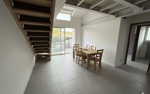 Appartement à vendre    3 pièces •  Caveirac