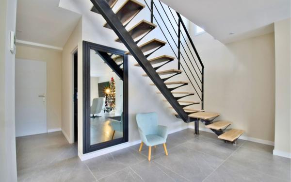 Maison à vendre    5 pièces •  Martillac