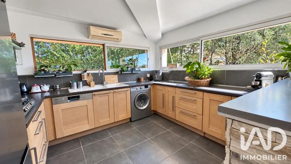 Appartement à vendre 4 pièces 91 m² Éguilles