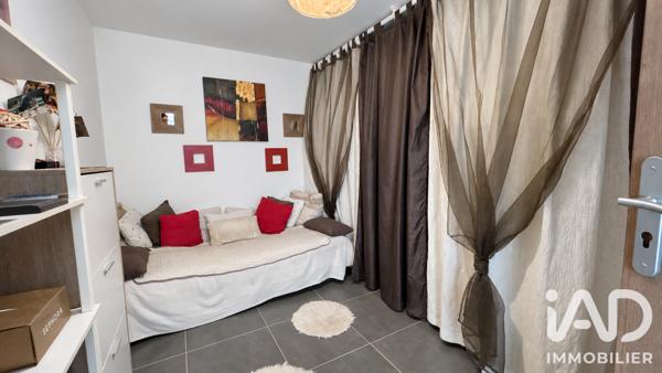 Appartement à vendre 4 pièces 91 m² Éguilles
