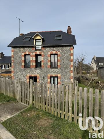 Maison 5 pièces de 75 m² à Le Tronchet (35540)