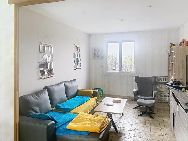 Pavillon 112 m², de 1982, 4 chs, terrain 969 m², Cerisy Belle Etoile