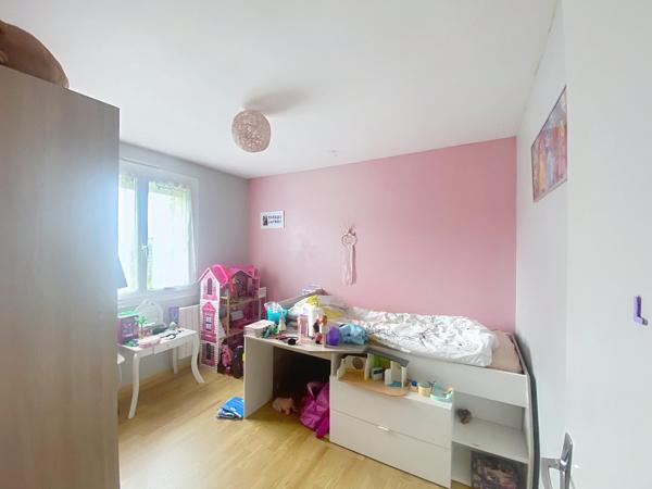 Pavillon 112 m², de 1982, 4 chs, terrain 969 m², Cerisy Belle Etoile