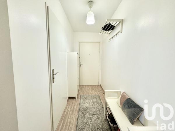 Appartement 3 pièces de 64 m² à Massy (91300)