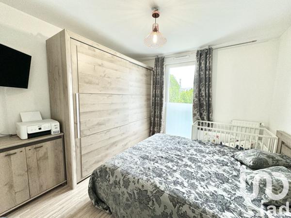 Appartement 3 pièces de 64 m² à Massy (91300)