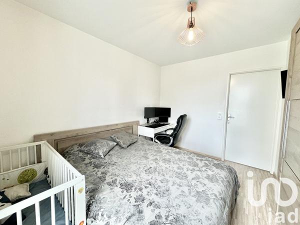 Appartement 3 pièces de 64 m² à Massy (91300)