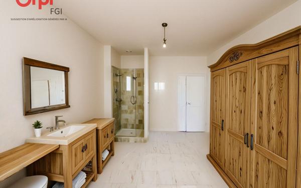 Maison à vendre    9 pièces •  Roujan