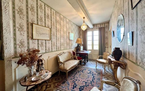 Maison à vendre    9 pièces •  Roujan