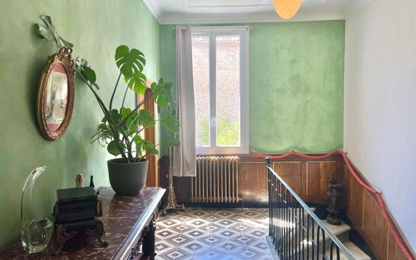 Maison à vendre    9 pièces •  Roujan