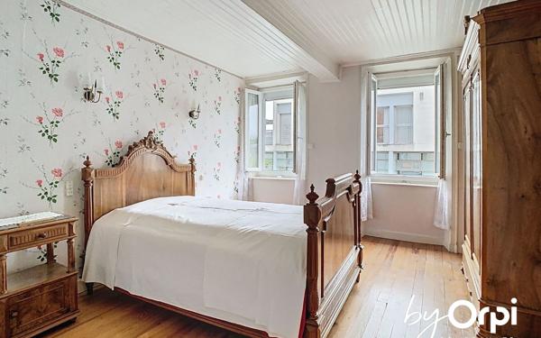 Maison à vendre    5 pièces • 90,41 m2 Pionsat