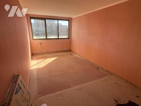 A vendre chez votre Notaire, appartement de 95m² vue mer, situé dans la résidence du "Grand Pav...