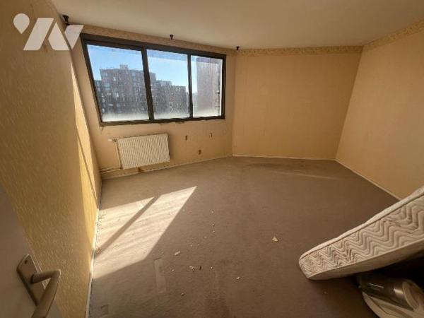 A vendre chez votre Notaire, appartement de 95m² vue mer, situé dans la résidence du "Grand Pav...