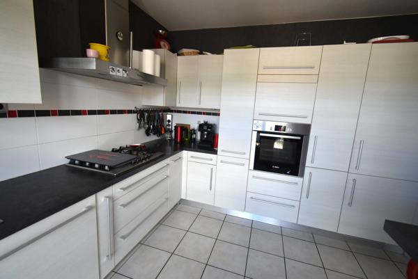 MAISON TRADITIONNELLE 3 CHAMBRES SOUS SOL TOTAL