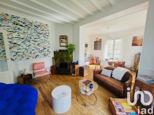 Maison traditionnelle 8 pièces de 139 m² à Taverny (95150)