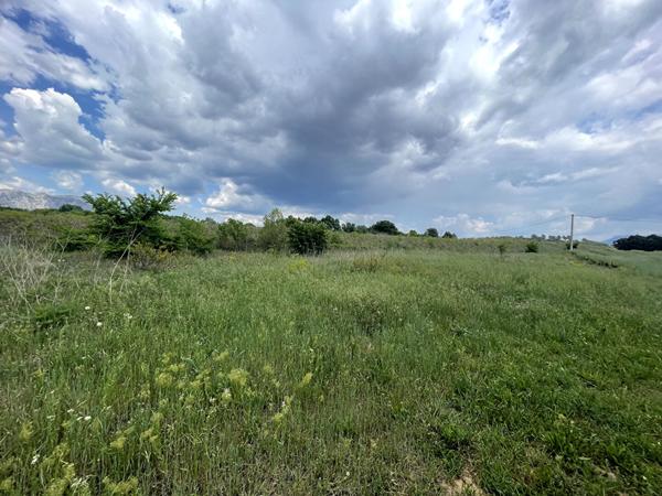 Terrain Rousset 1813 m2