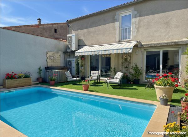 TOULOUSAINE T6 255m² avec piscine et salle de cinéma