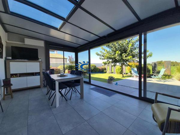 MAISON PLAIN-PIED 3 CHAMBRES GARAGE JARDIN PARKING  La jarrie