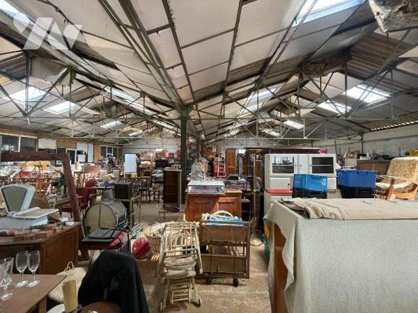 A ACHETER sur la commune de NOGENT-LE-ROTROU

Locaux professionnels d'une surface totale de 8...