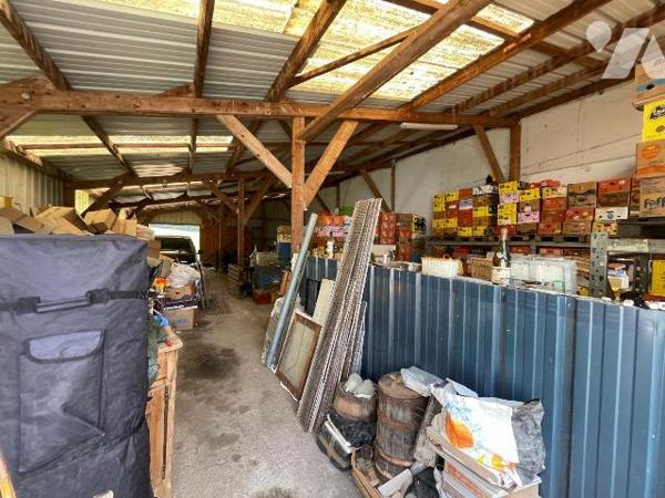 A ACHETER sur la commune de NOGENT-LE-ROTROU

Locaux professionnels d'une surface totale de 8...