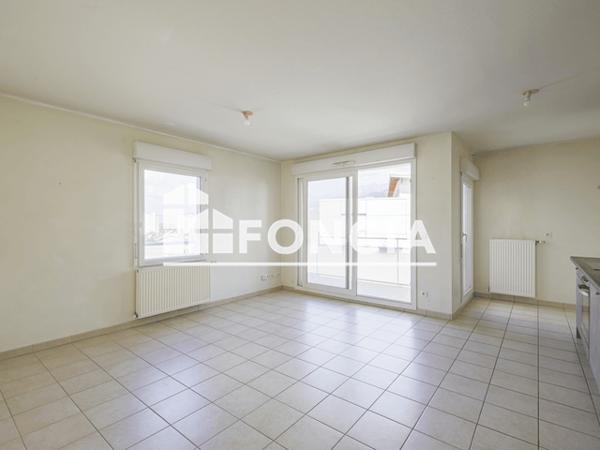 Location Appartement 3 pièces 60 m² - ALYSEE Saint Martin D Heres 38400