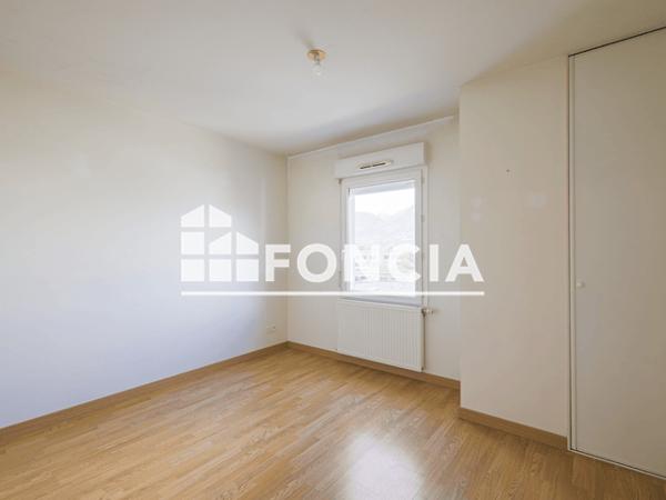 Location Appartement 3 pièces 60 m² - ALYSEE Saint Martin D Heres 38400