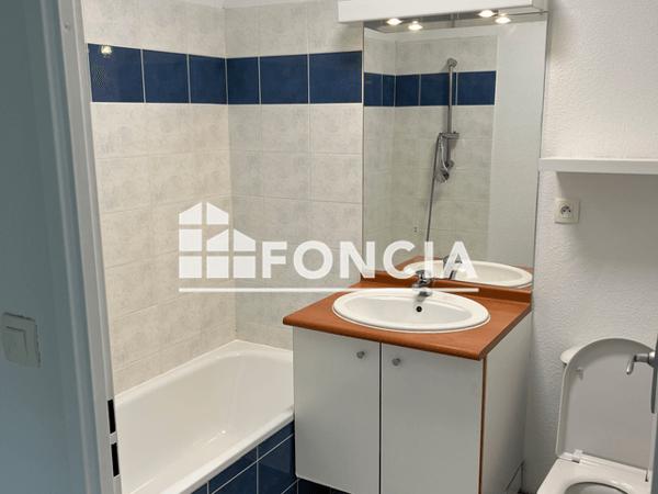 Location Appartement 2 pièces 45.4 m² - 101 BIS RUE MICHEL MONTAIGNE Castillon La Bataille 33350