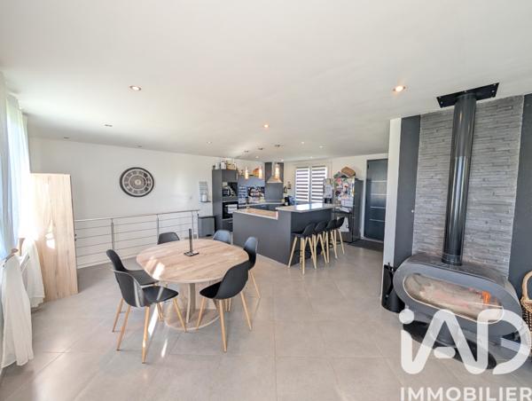 Maison à vendre 6 pièces 140 m² Montmorillon