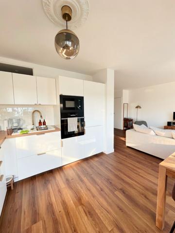 Canclaux ,Appartement type 3 coup coeur place catinat. Balcon, parking et cave., Nantes 44100