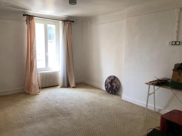 Maison de ville à vendre à Issoudun dans l'Indre (36100), ref : 11813/1455