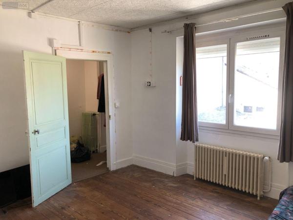 Maison de ville à vendre à Issoudun dans l'Indre (36100), ref : 11813/1455