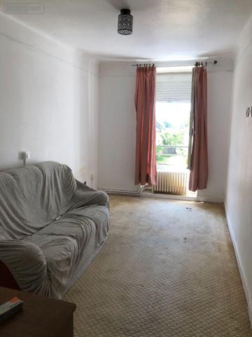 Maison de ville à vendre à Issoudun dans l'Indre (36100), ref : 11813/1455