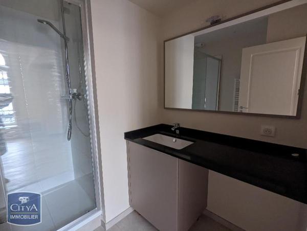 Appartement à louer 2 pièces 45.39m²