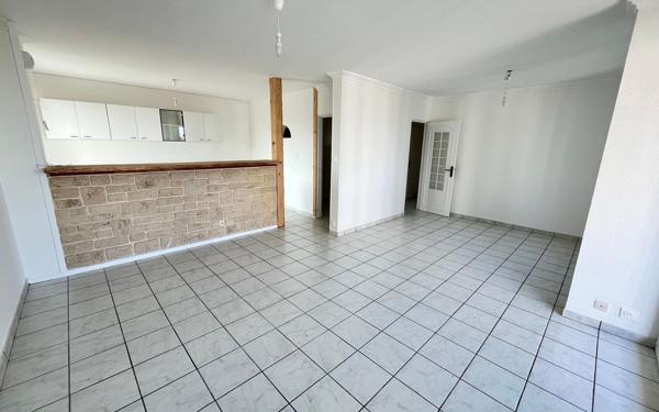 Appartement à vendre    4 pièces • 72,18 m2 Saint-Genis-Laval