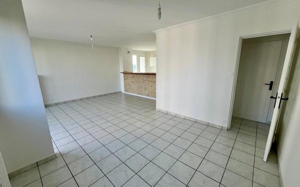 Appartement à vendre    4 pièces • 72,18 m2 Saint-Genis-Laval