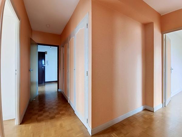Appartement à vendre à Brive Quartier Pont Cardinal - 3 chambres - 1 place de stationnement - 1 cave - 3 balcons