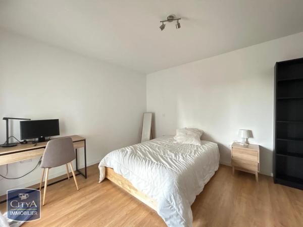 Appartement à louer 4 pièces 89.77m² Floirac (33270)