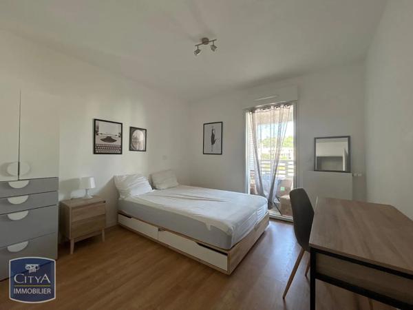 Appartement à louer 4 pièces 89.77m² Floirac (33270)