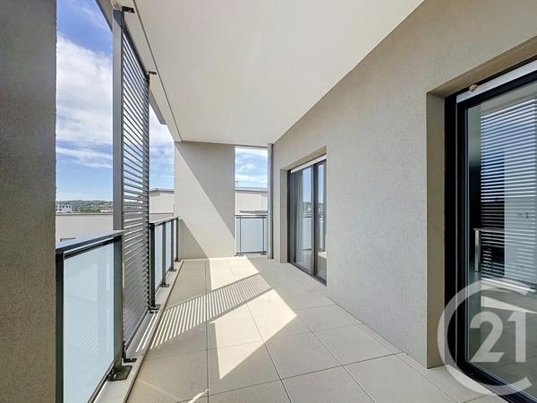 Appartement T3 à vendre  3 pièces - 64,22 m 2   BRIGNAIS  - 69