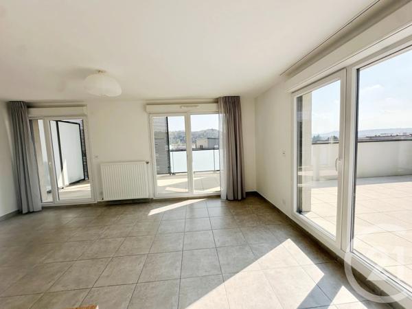 Appartement T3 à vendre  3 pièces - 64,22 m 2   BRIGNAIS  - 69