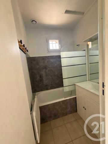 Appartement T2 à vendre  2 pièces - 29 m 2   DIGNE LES BAINS  - 04