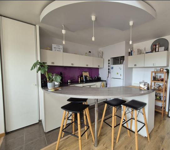 Appartement · Location Bordeaux (33300) 3 pièces · 63m²
