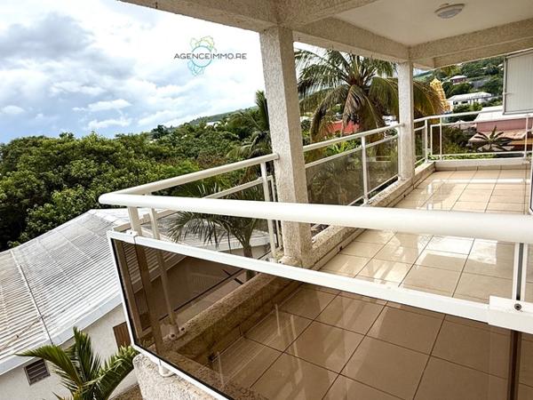 Bel F4 de 90m2 à La Saline les hauts