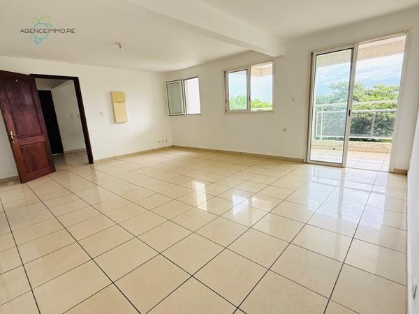 Bel F4 de 90m2 à La Saline les hauts