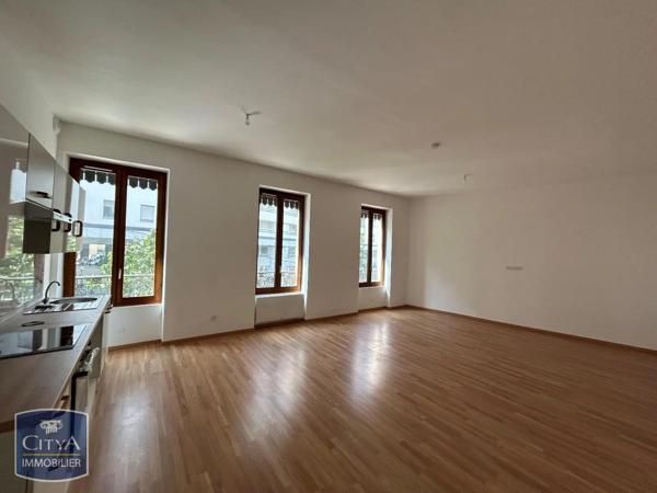 Appartement à louer 4 pièces 80.13m²