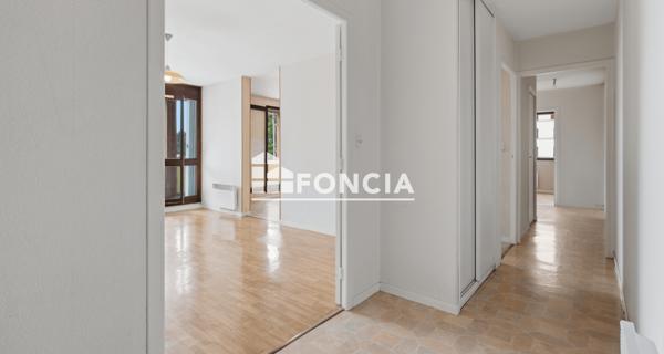 À vendre Appartement 3 pièces 68 m² - Pontcharra 38530