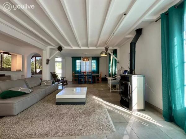 Maison spacieuse avec piscine à Saint Mathurin