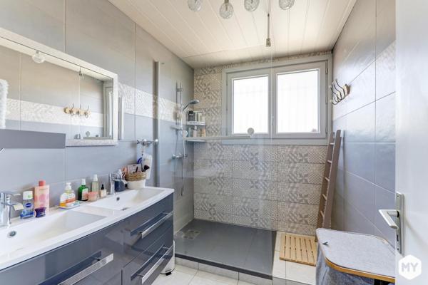 Maison • Vente • 162m2 • Blanzat 275 000 € FAI