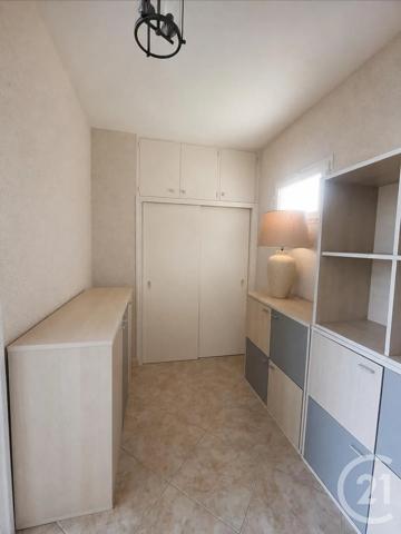 Appartement T2 à vendre  2 pièces - 51,90 m 2   LA CIOTAT  - 13